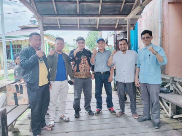 RESES: Anggota Komisi III melaksanakan reses ke daerah pemilihan IV. (FOTO: HUMAS DPRD KALTENG)