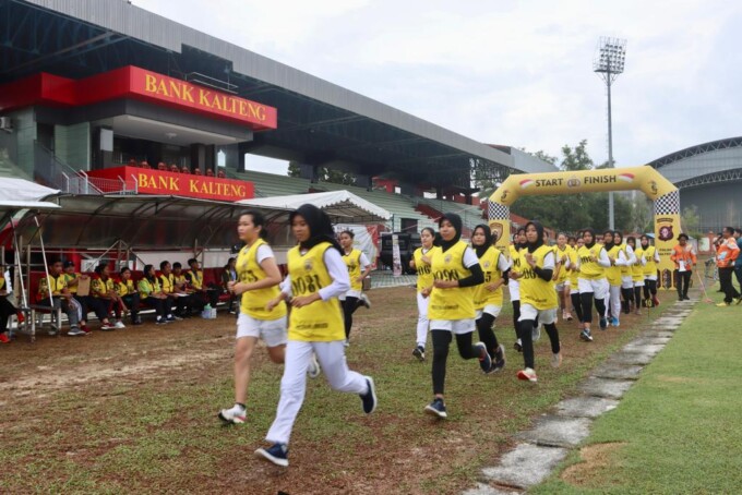 TES KESJAS: Sebanyak 1.069 peserta mengikuti tes kesjas seleksi bintara Polri 2023 di Polda Kalteng, kemarin.