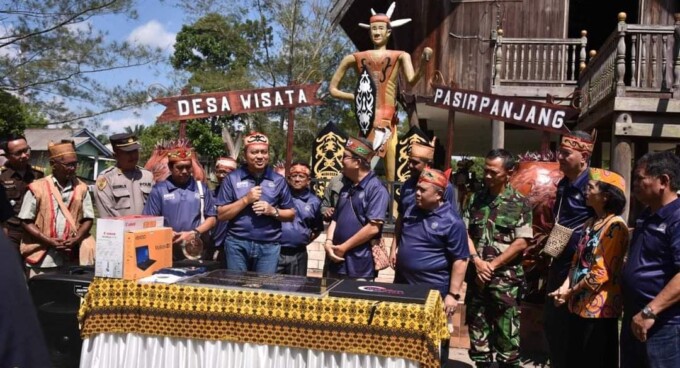 SONY/KALTENG POS  KENALKAN WISATA KOBAR:Pj Bupati Kobar Budi Santosa terus mendorong agar wisata yang dimiliki mampu mencapai tingkat international.