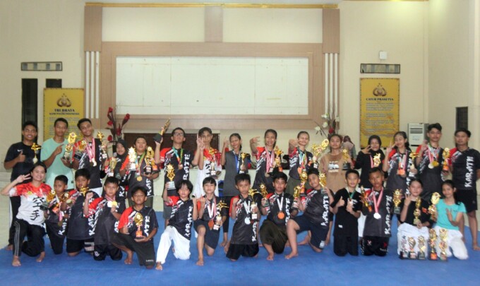 IST BERPRESTASI: Dojo INKANAS Raih Prestasi siap mendidik anak-anak untuk menjadi atlet profesional yang siap bertanding.