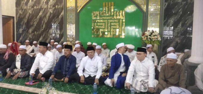 PERESMIAN: Wakil Ketua I DPRD Kalteng, H Abdul Razak menghadiri Peresmian Pondok Pesantren Tanwirul Muslimin, di daerah Karanggan, Kota Palangka Raya, Sabtu (9/12/23). ( FOTO : HUMAS DPRD KALTENG )