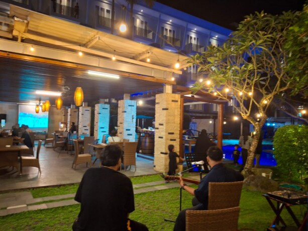 WEEKEND FEAST : Para pengunjung bisa menikmati akhir pekan dengan makan bersama keluarga di Weekend Feast Swiss-Belhotel Danum Palangka Raya.