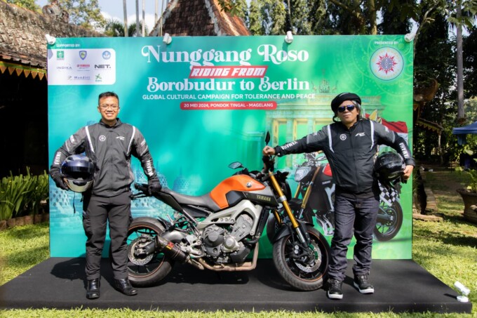 BERPETUALANG: Yamaha MT-09 temani Gus Paox Iben bawa misi kebudayaan Indonesia dengan solo riding dari Borobudur ke Berlin.