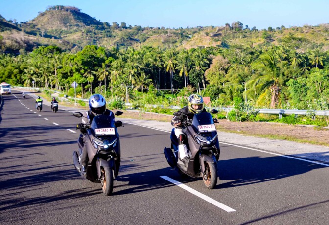 PEMBUKTIAN: Perjalanan touring jarak jauh NMAX Tour Boemi Nusantara etape Jawa – Bali – Lombok menjadi ajang pembuktian ketangguhan skutik NMAX “TURBO”