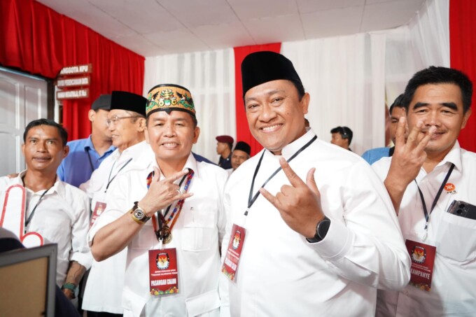 Agustiar Sabran dan Edy Pratowo