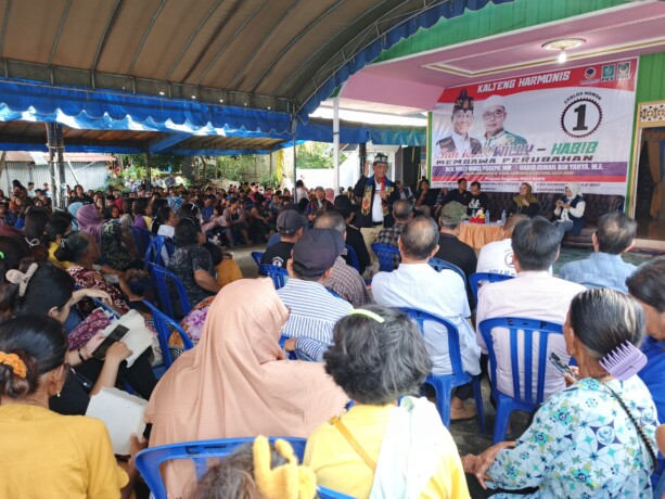 SOSOK MERAKYAT : Calon Gubernur Kalimantan Tengah Nomor Urut 01, Willy Midel Yoseph (WMY) saat kampanye di Gumas.