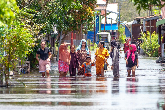 Permukiman warga Jalan Mendawai terendam banjir, Jumat (14/3/2025). ARIEF PRATHAMA/ KALTENG POS