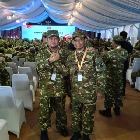 Bupati Katingan Saiful dan Wakil Bupati Katingan Firdaus, ketika mengikuti kegiatan penutupan kegiatan Retreat di Akademi Militer Magelang Jawa Tengah, Jumat (28/2/2025).HUMAS SETDA KATINGAN