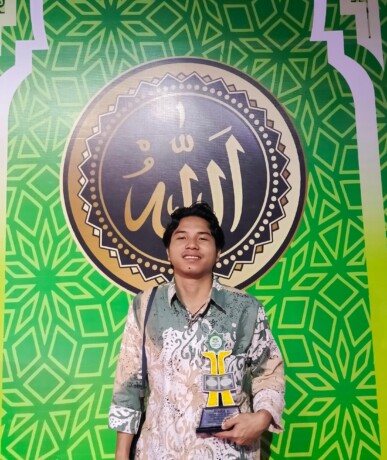 MEMBANGGAKAN: Alfi Aulia Al Madani, generasi muda yang berhasil menghafal 30 juz Al-Qur’an. DOK.PRIBADI UNTUK KALTENG POS