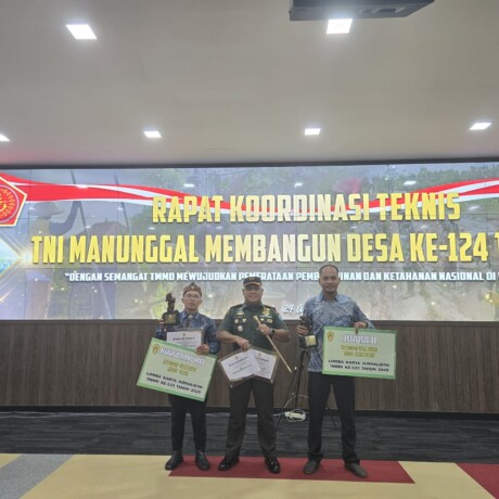MEMBORONG JUARA: Kodim 1014/Pangkalan Bun berhasil membawa dua juara dalam ajang LKJ TMMD ke-123 tingkat nasional.