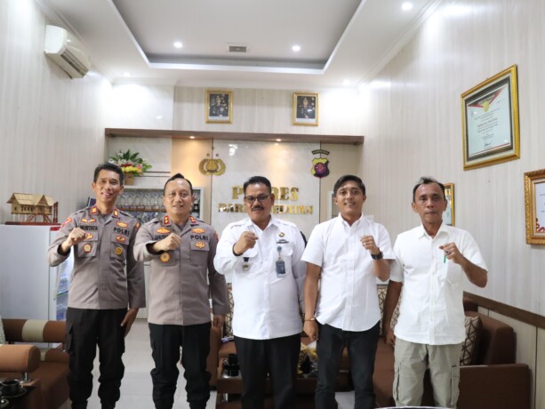 SINERGI: Kapolres Barsel AKBP Jecson R. Hutapea, S.I.K., M.H., menerima kunjungan dari Karutan Kelas IIB Buntok dan Kakantah, Rabu (23/4/2025) siang. HUMAS
