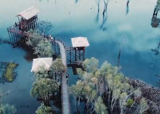 Wisata alam Teluk Sebongkok di Seruyan