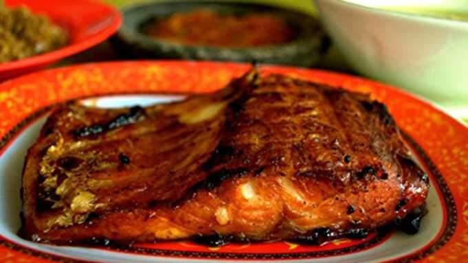 Ikan Jelawat Bakar.