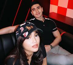 Verrel Bramasta dan Fujianti.