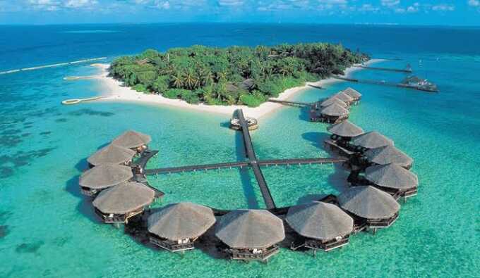 Wisata Pulau Derawan Kalimantan Timur.