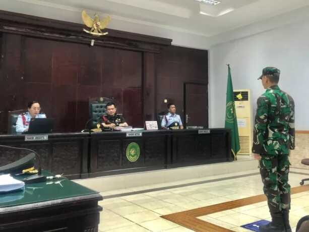 Sidang lanjutan agenda pembacaan duplik oleh penasihat hukum terdakwa Jumran di Pengadilan Militer I-06 Banjarmasin. SHEILA FARAZELA/RADAR BANJARMASIN