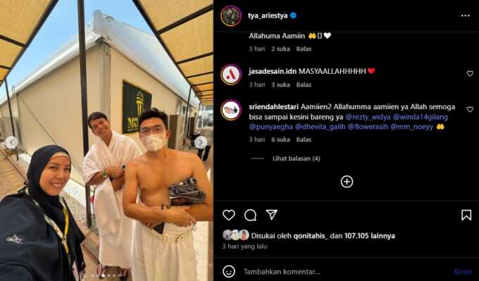 Tyas Ariestya mengunggah foto bersama Surya Insomnia saat ibadah haji.