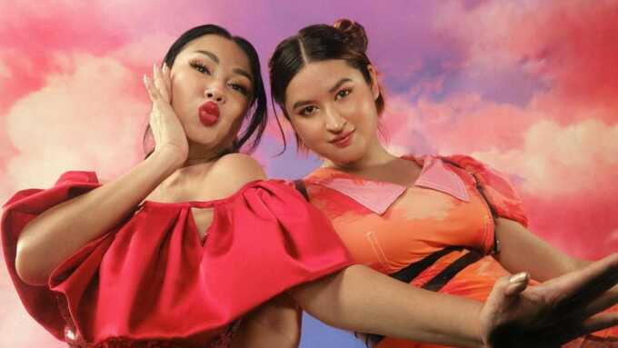 Titi Dj bersama anaknya stephanie Poetri.