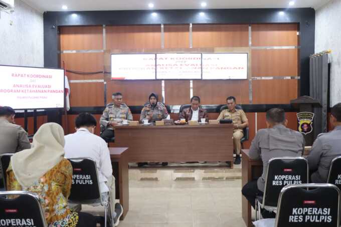 SWASEMBADA: Wakapolres Pulang Pisau, Kompol Susilowati, memimpin langsung rakor optimalisasi penanaman jagung Triwulan III, Senin (7/7/2025). HUMAS