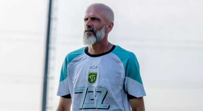 Pelatih Persebaya Surabaya, Eduardo Perez. MEDIA PERSEBAYA