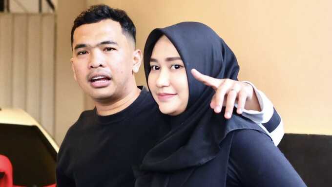 Putra Siregar dan Septia Siregar.