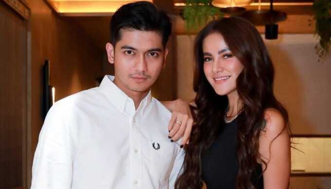 Teuku Ryan dan Olla Ramlan.