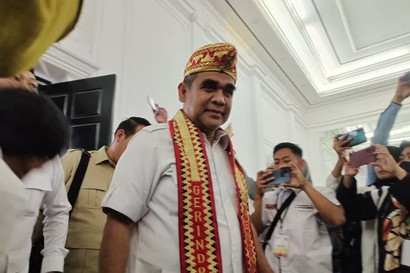 Sekretaris Jendral (Sekjen) Partai Gerindra Ahmad Muzani saat berkunjung ke Lampung guna melaksanakan Rapat Koordinasi Daerah (Rakorda), Rabu (14/6). (Dian Hadiyatna/Antara)