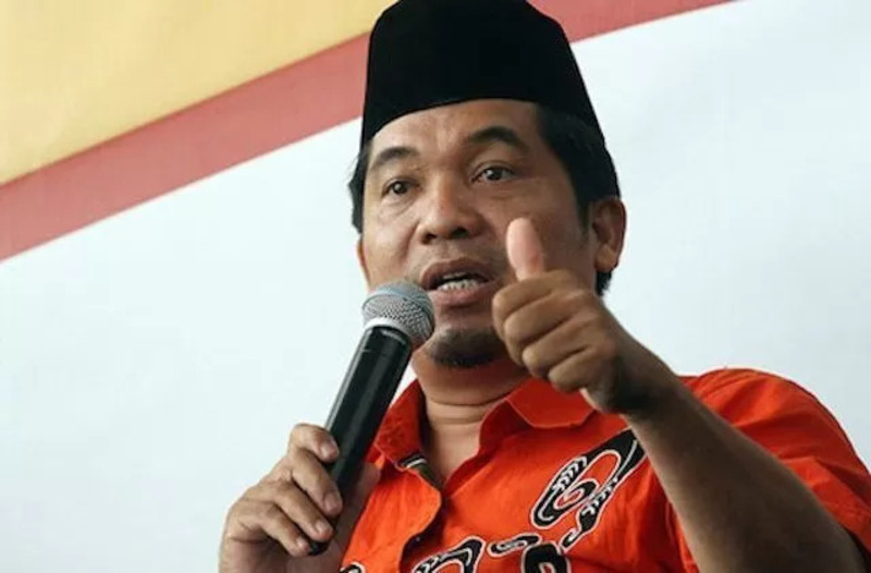 Pengamat Politik Lingkar Madani (Lima) Ray Rangkuti mendukung penuh langkah Kejaksaan Agung untuk membongkar semua yang terlibat di kasus korupsi BTS Kominfo.
