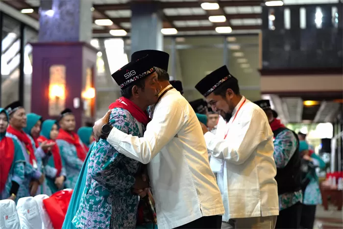 Jemaah haji Indonesia berangkat ke tanah suci (21/6) (Istimewa)