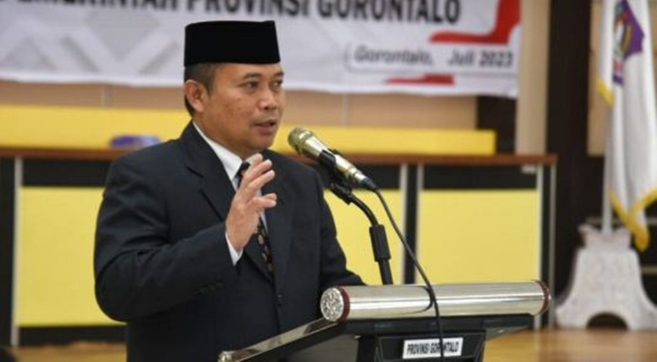 Penjabat Gubernur Gorontalo Ismail Pakaya saat memberikan sambutan pada pelantikan pimpinan tinggi pratama di aula rumah   jabatan gubernur, Rabu (12/7/2023). (Foto : Haris