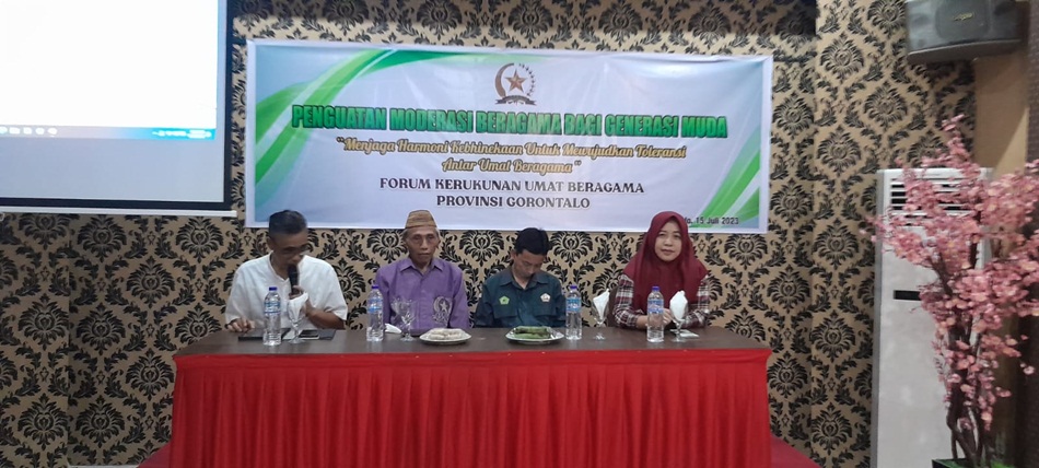 Penguatan Moderasi Beragama Bagi Generasi Muda  Forum Kerukunan Umat Beragama Provinsi Gorontalo. Berlangsung di Hotel  Eljie Kota Gorontalo.(humas).