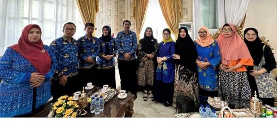 Pertemuan TP-PKK Provinsi Gorontalo dengan perwakilan SMAN 4 Kota Gorontalo dan SMAN 7 Kota Gorontalo dalam rangka   membahas program PKK Goes To School, Senin (17/7/2023).( Foto &ndash; Sheila)