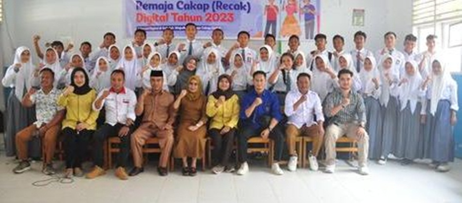 kegiatan Recak Digital yang dilaksanakan oleh Dinas Kominfo dan Statistik Provinsi di SMAN 1  Mananggu, (hms-kmfo)