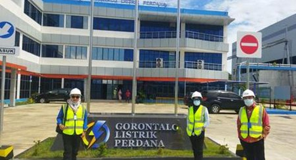 Kepala DPMPTSP, Danial Ibrahim. saat beraad di loaksis PLTU Anggrek Gorontalo Utara (Dok Kmfo)