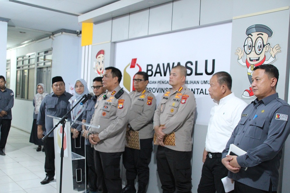 Pertemuan silaturahmi  Kapolda dan jajaran Bawaslu Provinsi Gorontalo.(Istimewa)