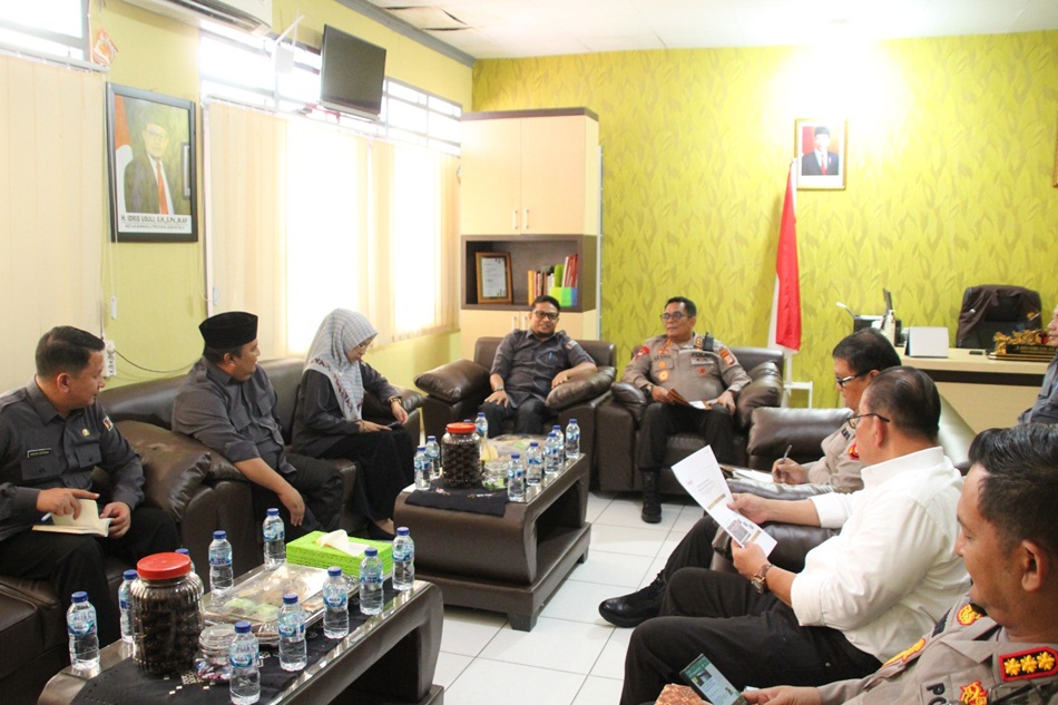 Pertemuan silaturahmi  Kapolda dan jajaran Bawaslu Provinsi Gorontalo.(Istimewa)