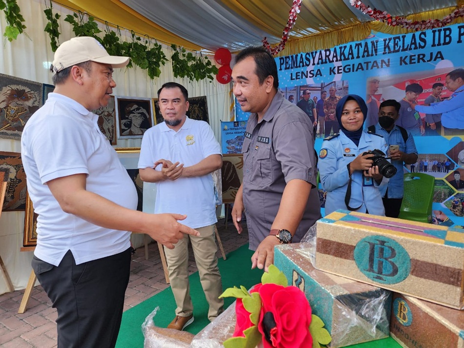 Lapas Kelas IIb Pohuwato ikut meriahkan peringatan HUT Kementerian Hukum dan HAM (Kemenkumham) ke-78 tahun 2023 dengan menggelar kegiatan Legal Expo.(Istimewa)