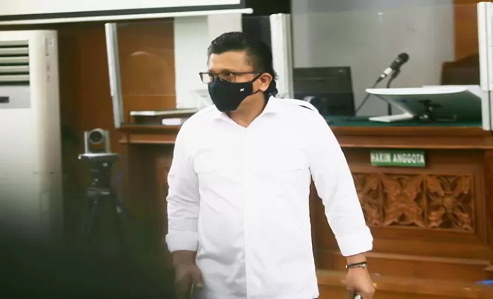 ILUSTRASI: Terdakwa kasus pembunuhan berencana Brigadir Nofriansyah Yosua Hutabarat atau Brigadir J, Ferdy Sambo terbebas dari hukuman mati. Foto: Dery Ridansah/ JawaPos.com