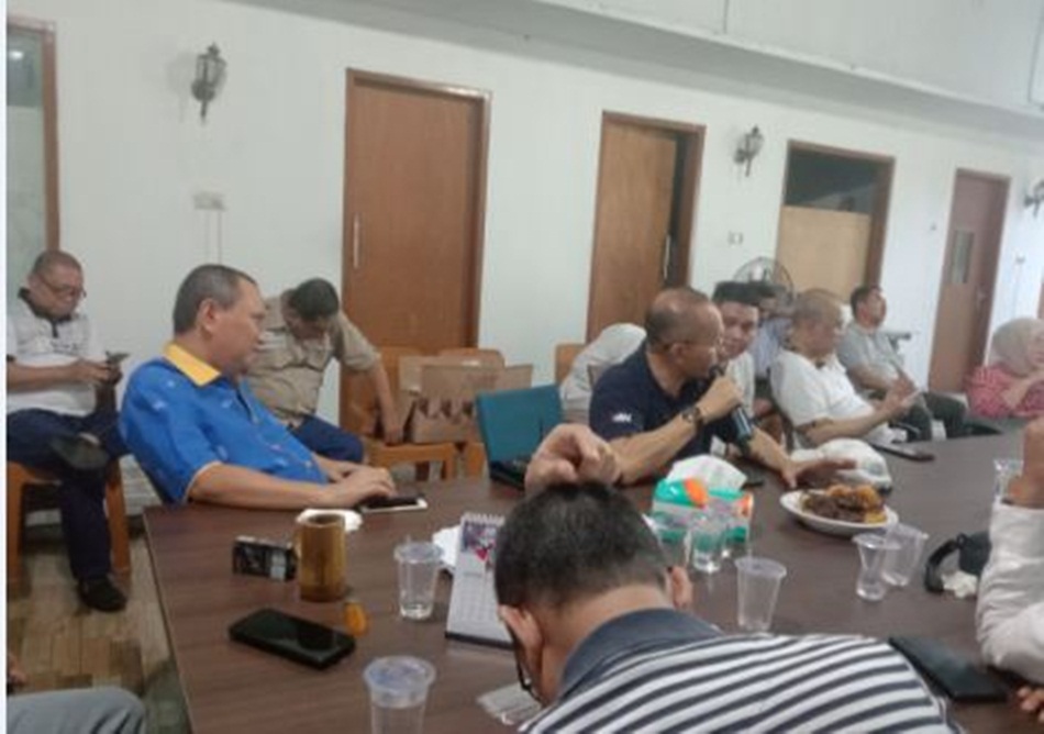 Rapat persiapan rakorwil Kadin yang dipimpin Ketua Umum Kadin Muhalim Litty dan Ketua Panitia Jasin Muhammad (Ist)