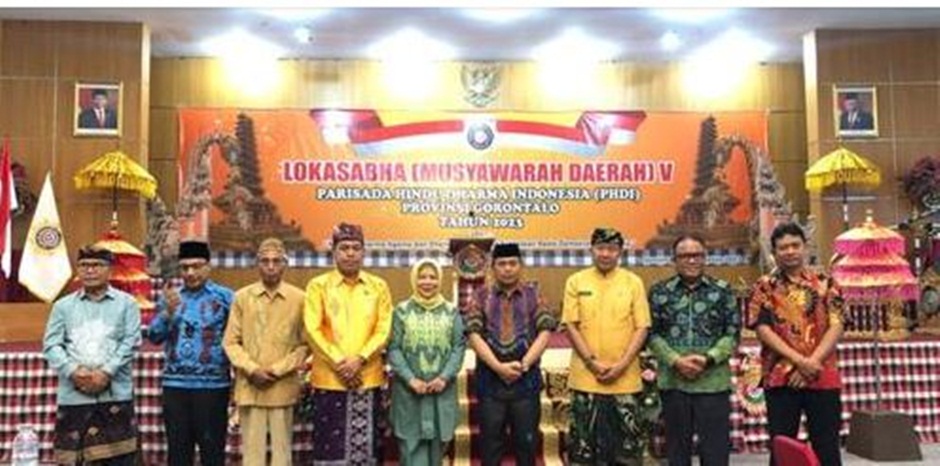 Penjagub Ismail Pakaya saat memberikan sambutan pada Musyawarah Lokasabha ke V PHDI Provinsi Gorontalo yang bertempat di Ballroom Hotel Damhil. (Foto &ndash; Fadil)
