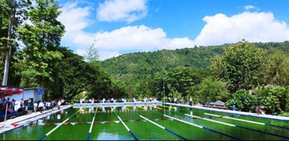 Tampak kolam renang Lombongo Kecamatan Suwawa Tengah, Bone Bolango yang menjadi venue pertama diselenggarakannya tournament akuatik Indonesia diakui keasriannya oleh Pengurus Akuatik di Sulawesi. (F.A