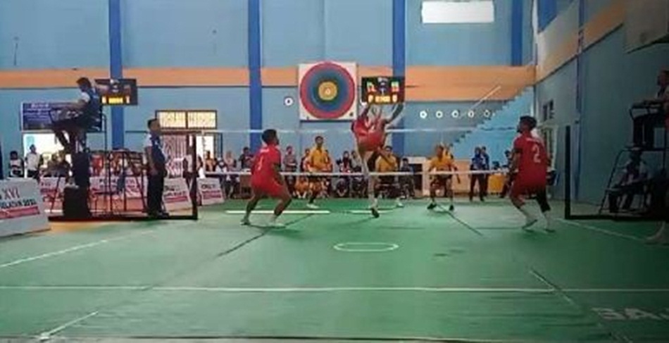 Tim Sepak Takraw Gorontalo(Merah) Saat Melakon Pertandingan Babak Penyisihan Popnas Palembang-Sumsel (ist)