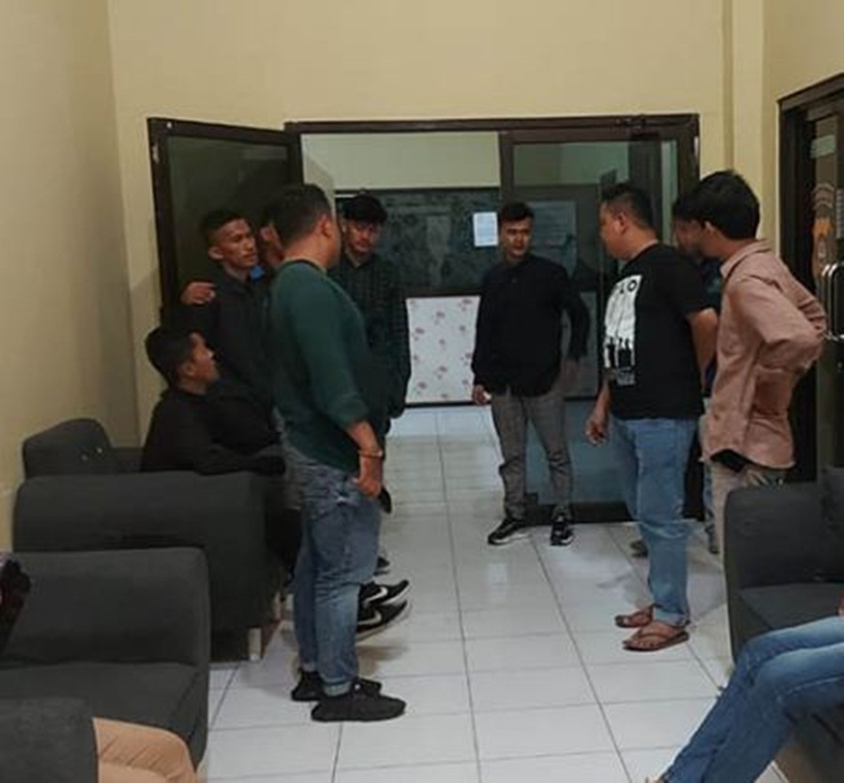 Empat aktivis yang resmi jadi tersangka itu masing-masing; Harpin Pasali, Dion Antu, Irpan Bidula, dan Resky Malik.(Istimewa)