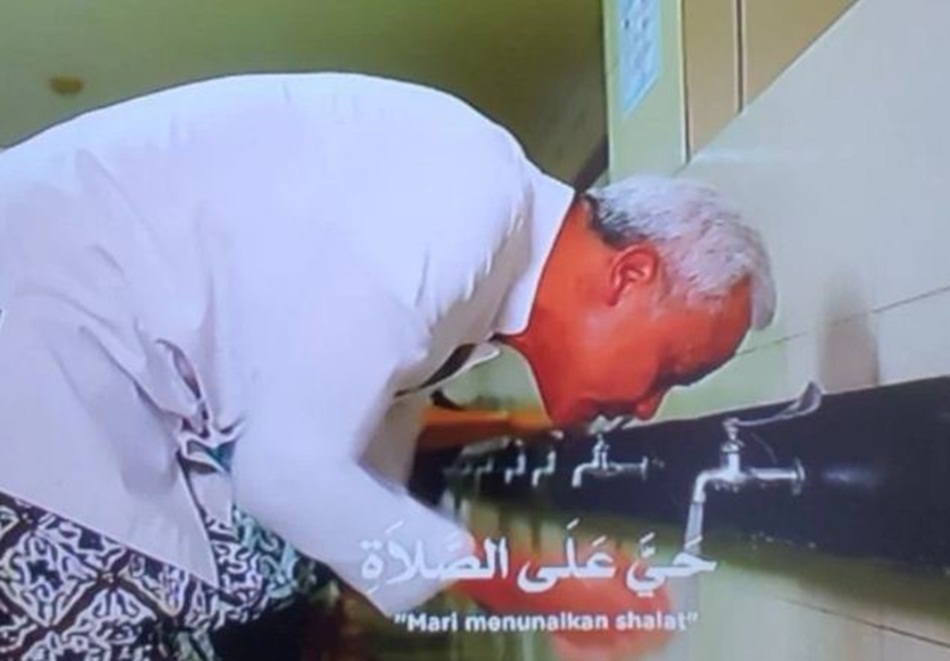 Cara wudhu Ganjar di TV jadi sorotan netizen.(Ist)