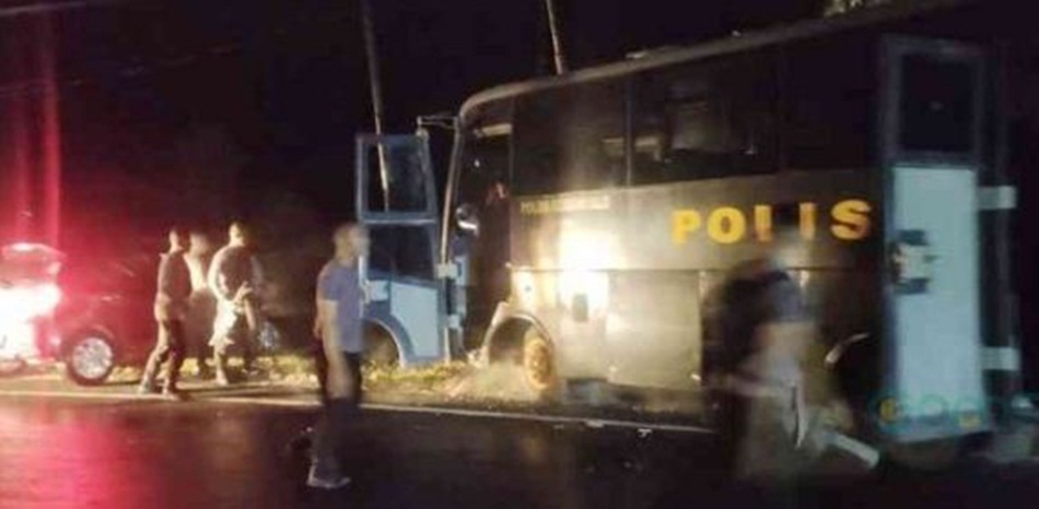 suasana di lokasi bus Shabara Polda kecelakaan (medsos)