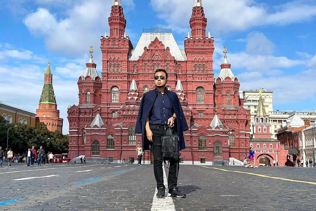 Jurnalis dari Russia Beyond untuk Indonesia, Fauzan Al-Rasyid ketika berada di Moskow, Rusia pada 6 September 2023.(Instagram/@fauzanalrasyid).