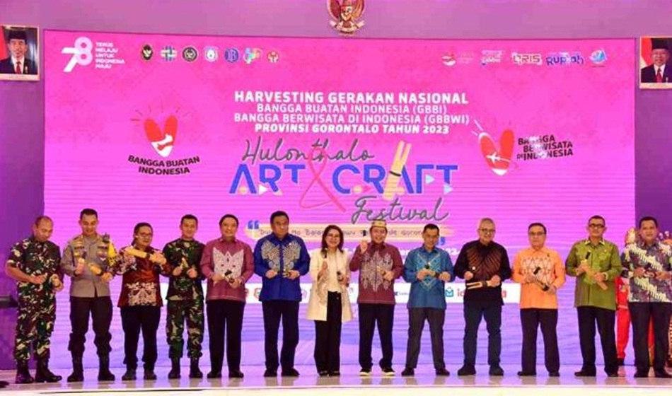 Wakil Ketua DPR Rachmat Gobel pada acara Hulonthalo Art & Craft Festival(Foto: Istimewa)