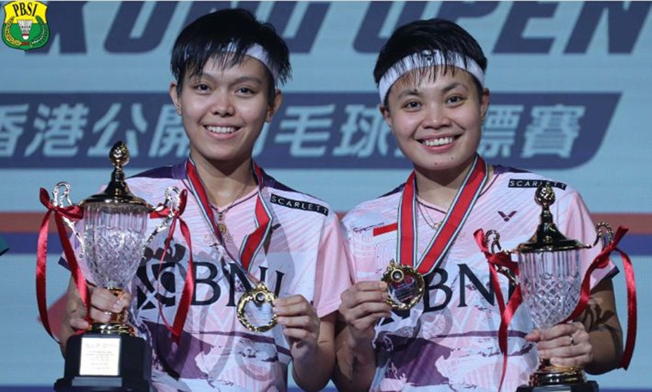 Apri/Fadia memenangkan Hongkong Open 2023./ X/@INABadminton