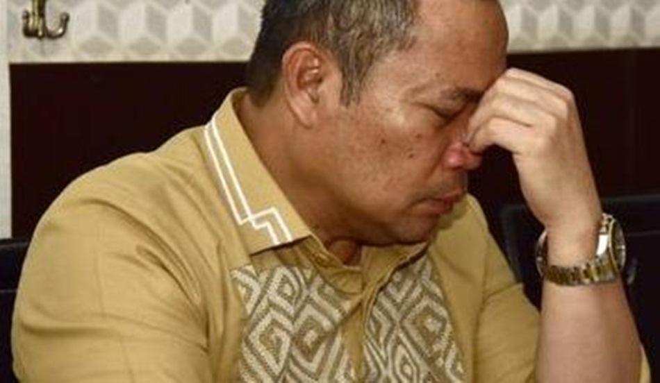 Penjabat Gubernur Gorontalo Ismail Pakaya menyesalkan pembakaran kantor Bupati Pohuwato.(Hisyam-Kmfo)