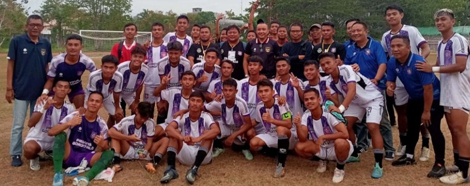 Tim Sepak Bola Gorontalo usai menumbangkan Tim Sulut Babak Kualifikasi PON 2023(F:istimewa)